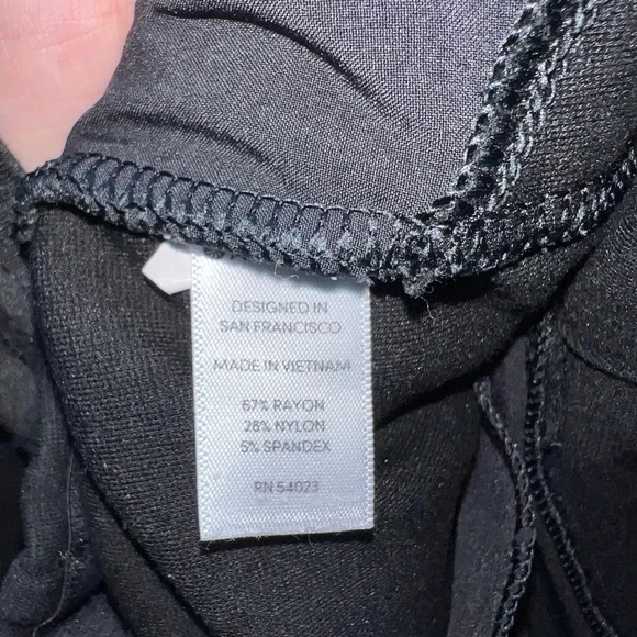 Athleta Black Sienna Cropped Skinny Pants Women's Size 12 - Picture 7 of 9